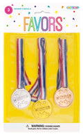 3 medals in gold, silver and bronze colours; Each medal has red, white and blue striped ribbon; Medals embossed with the word 'WINNER' and stars; Packaged on yellow blister card with 'FAVORS' header; Plastic medals with ribbon attached;
