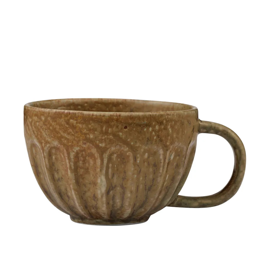 olive green ceramic colour; textured surface with vertical pattern; rounded mug shape; large curved handle;